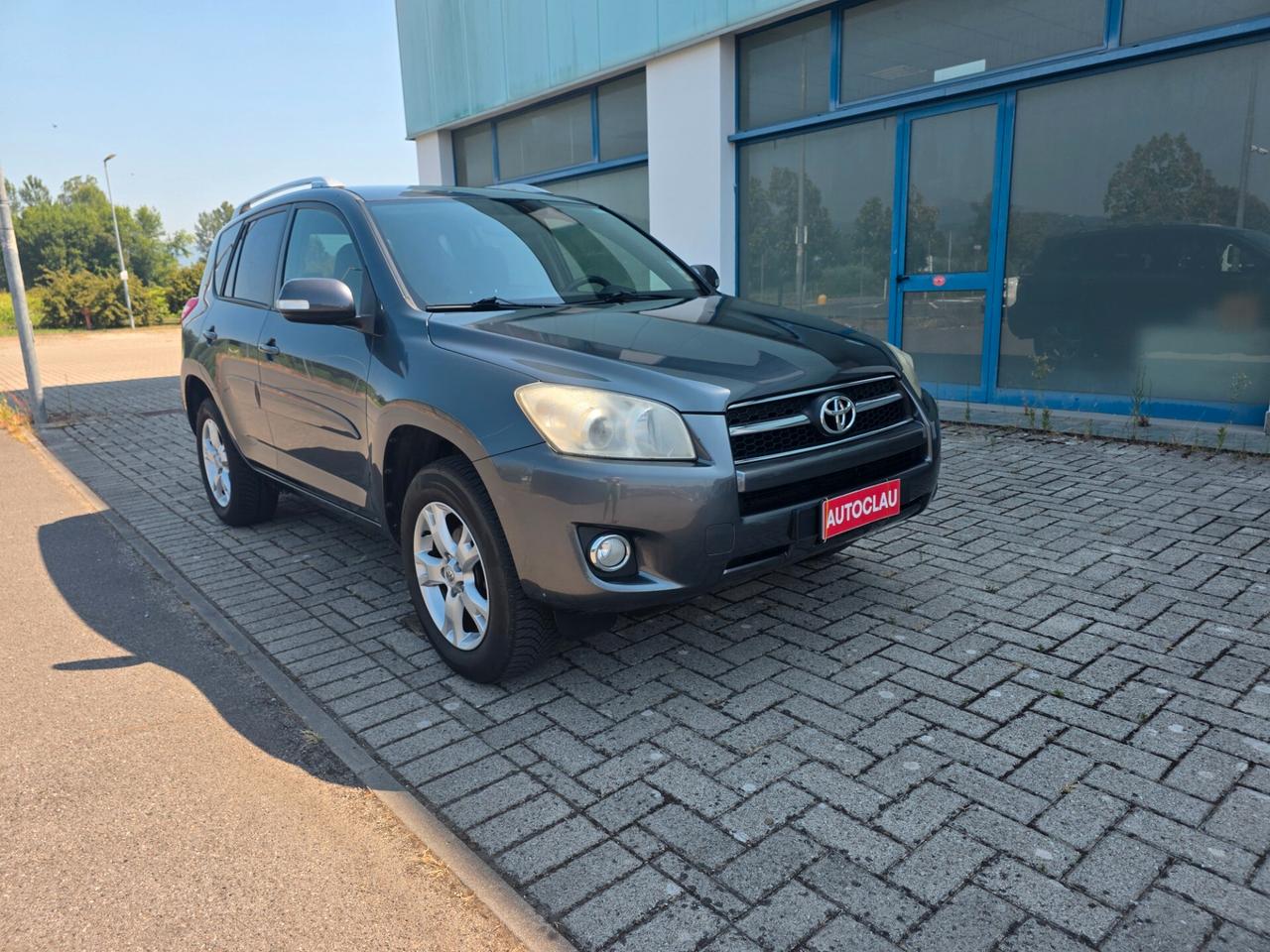 Toyota RAV 4 RAV4 2.2 D-4D 150 CV DPF Luxury