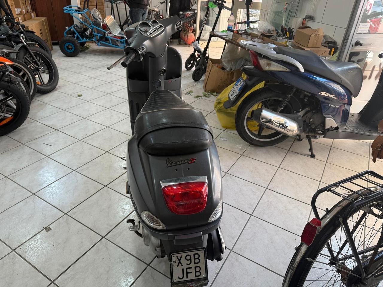 Piaggio Vespa 50 S sport