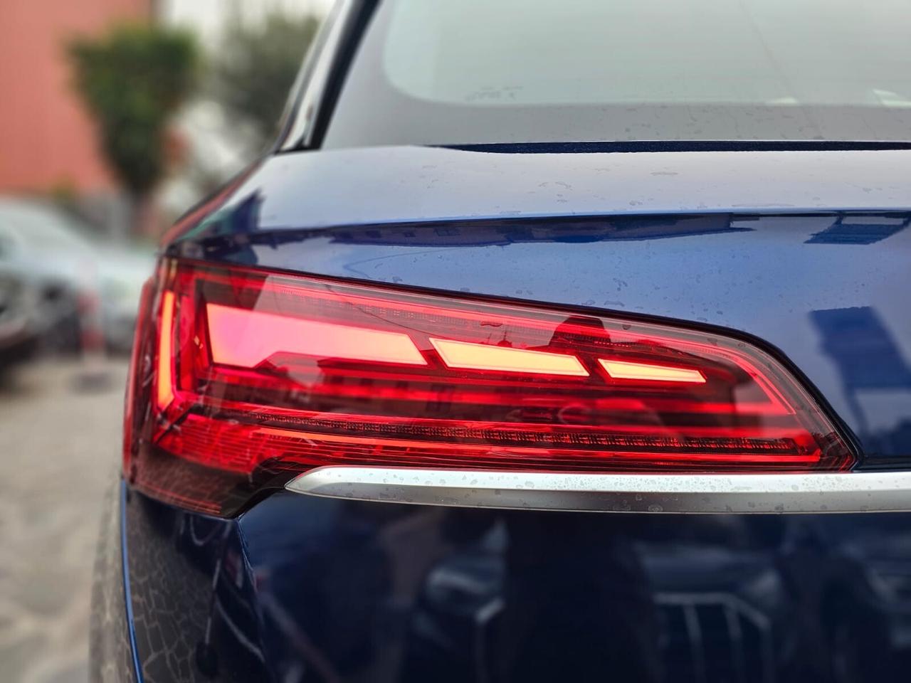 Audi Q5 40 TFSI quattro S tronic Identity Black 2.0 204 CV