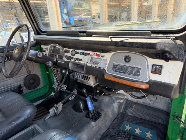 TOYOTA Land Cruiser BJ40