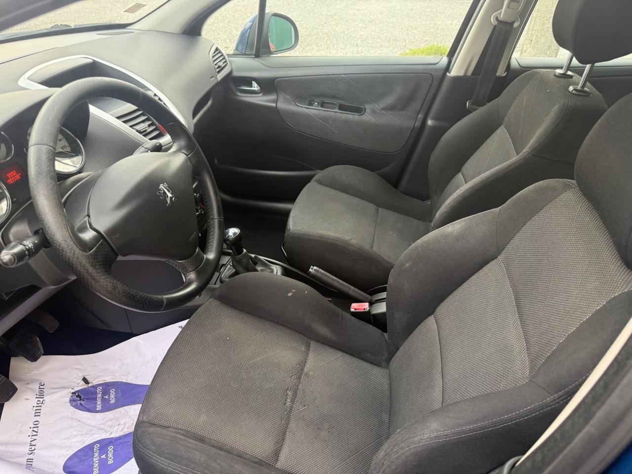 Peugeot 207 - 1.4 88CV 5P XS