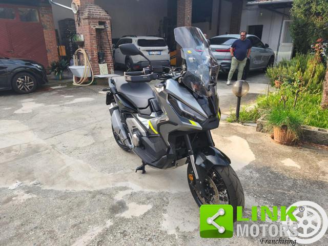 HONDA X-ADV 750 RH10