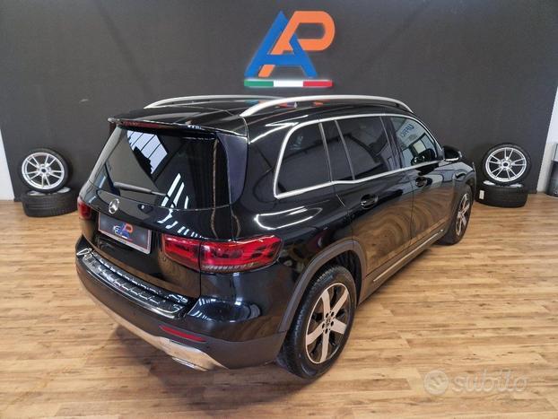 MERCEDES-BENZ GLB 200 d Automatic Premium