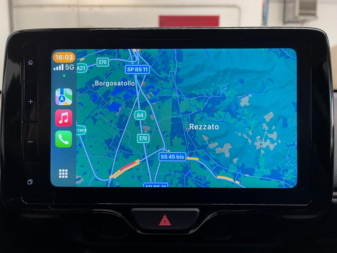 Toyota Yaris Trend Teck Pack 1.5h-Ok Neopatentato-LEGGI SOTTO