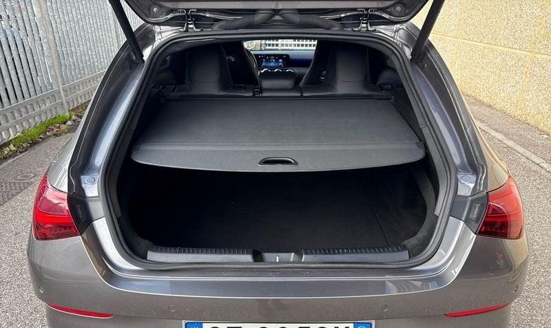 Mercedes-Benz CLA S.Brake CLA Shooting Brake 200 d AMG Line Advanced Plus auto