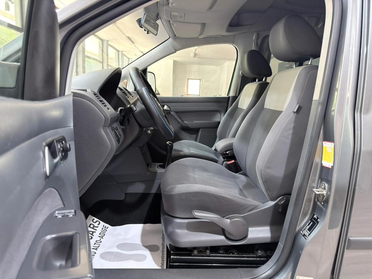 VW CADDY MAXI 1.6 TDI 102CV 7POSTI GANCIO TRAINO