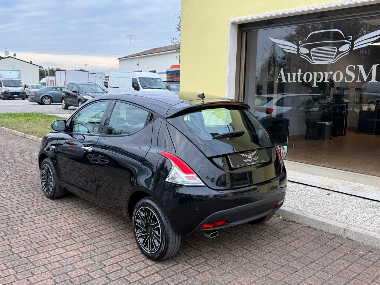 Lancia Ypsilon 1.0 FireFly 5 porte S&S Hybrid Gold SOLI 5MILA KM