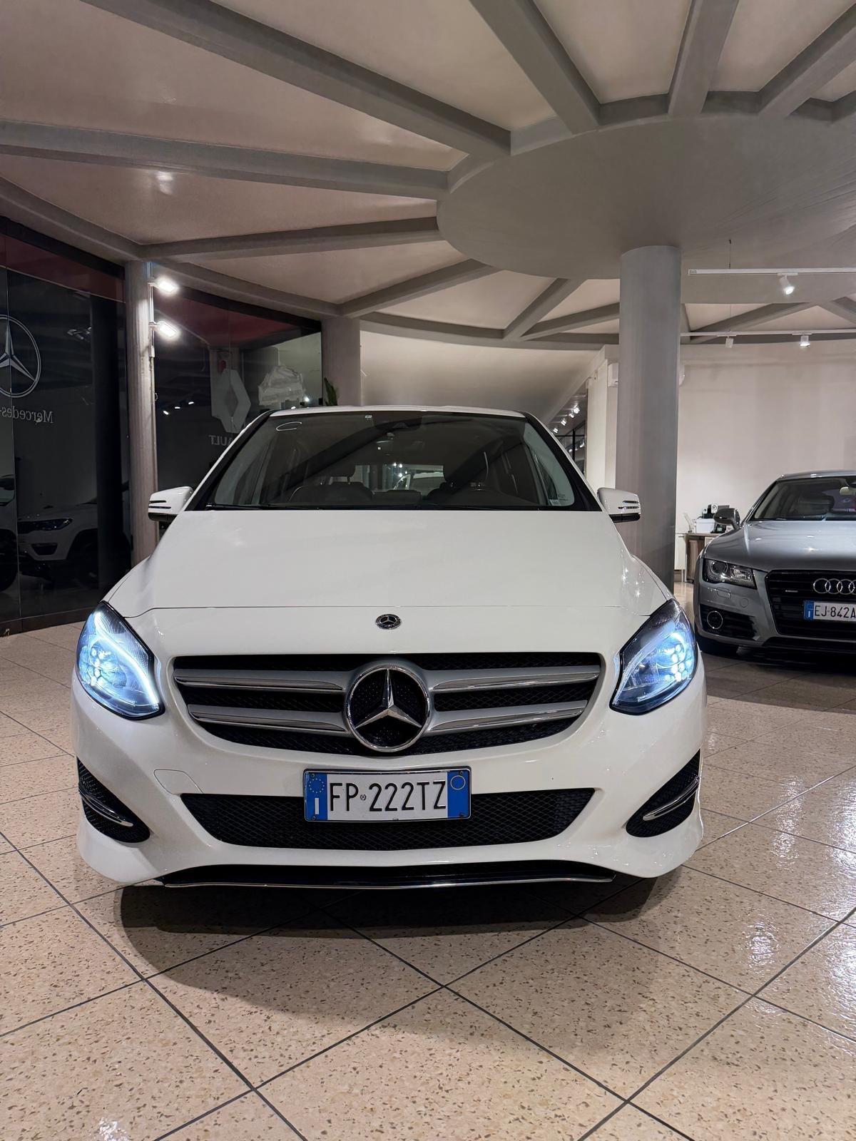 Mercedes-benz B 200 d Automatic 4Matic Premium