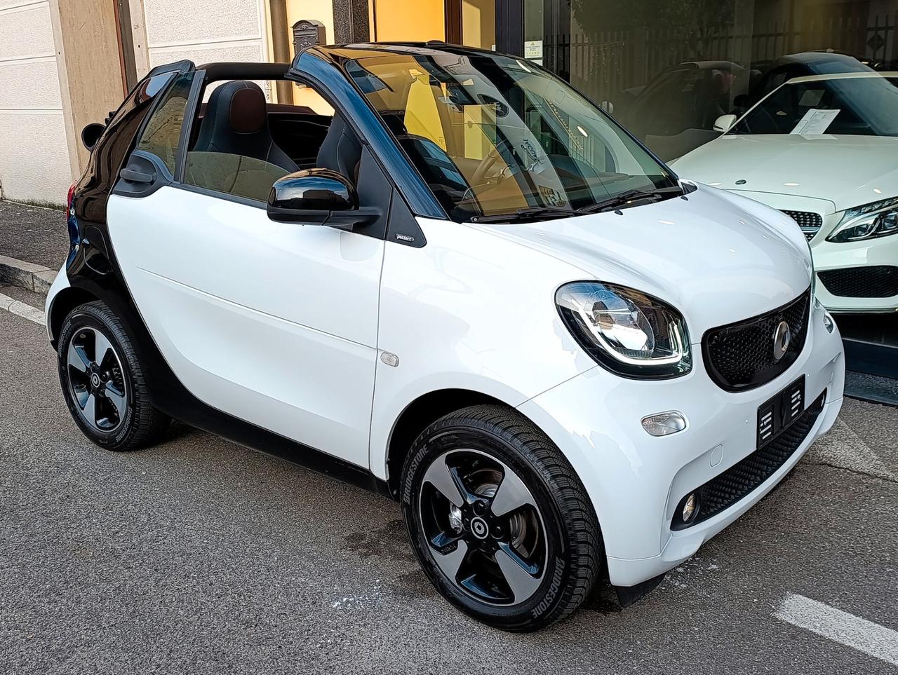 Smart ForTwo 70 1.0 twinamic cabrio Perfect 19 Bellissima