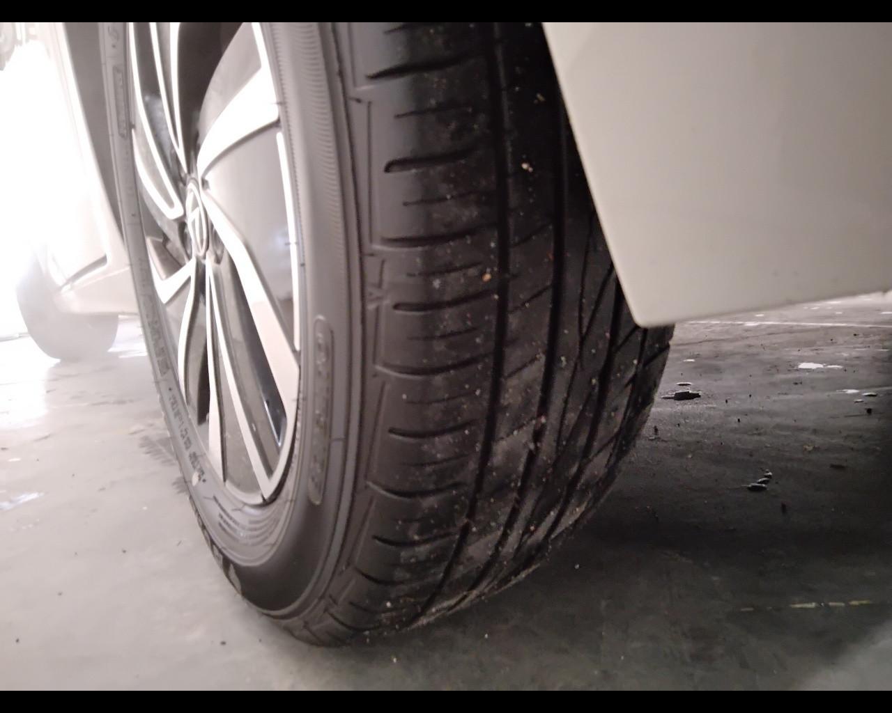 VOLKSWAGEN Polo VI 2022 - Polo 1.0 tgi Life 90cv