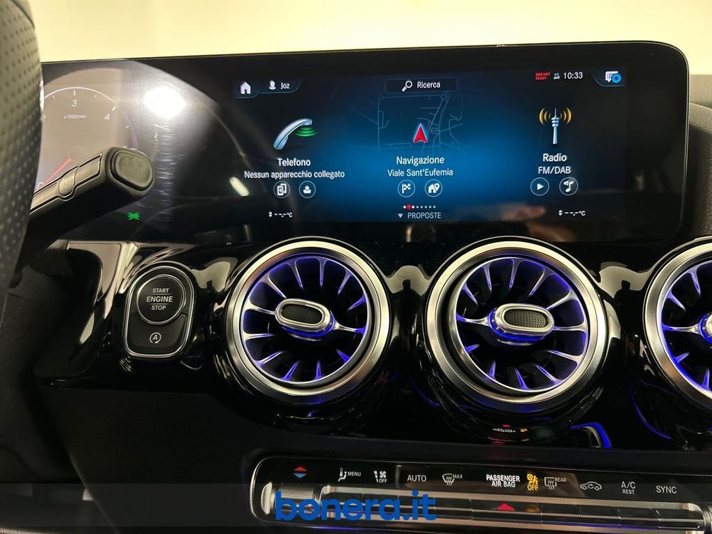 Mercedes GLA 200 200 D Premium 8G-DCT