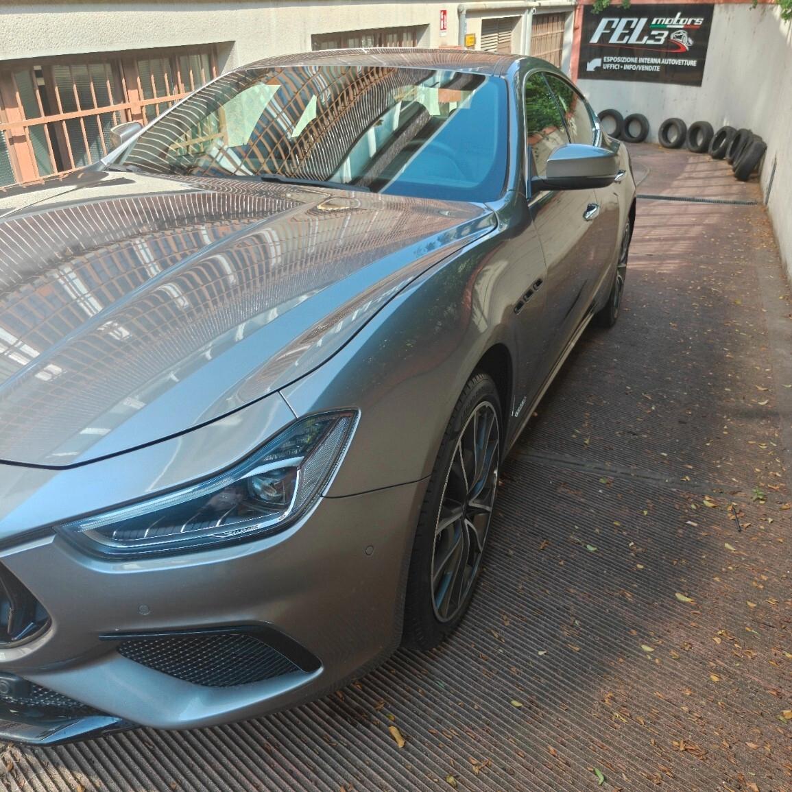 Maserati Ghibli L4 330 CV MHEV Gransport