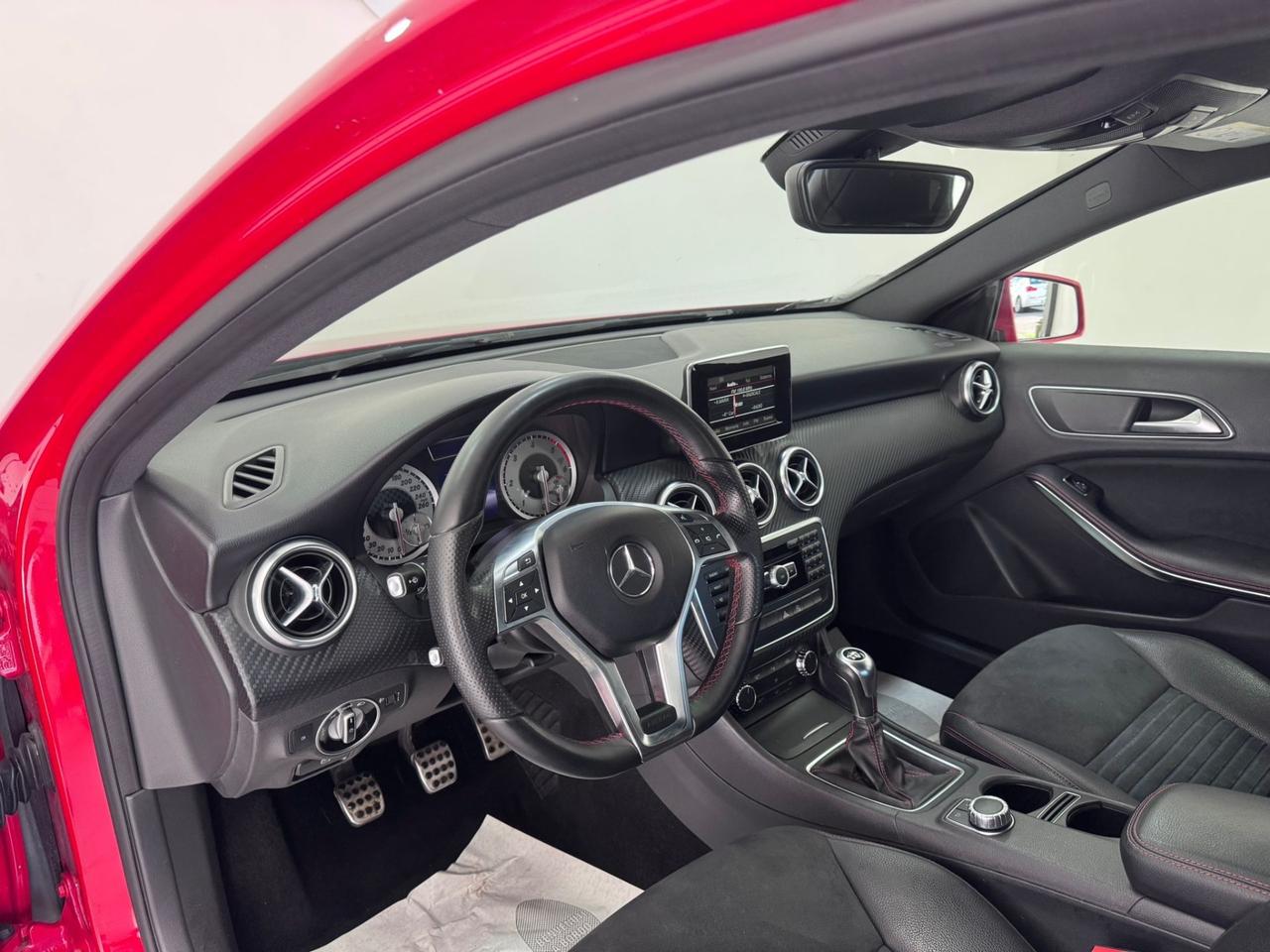 Mercedes-benz A 180 d Premium-AMG-GARANTITA-2015