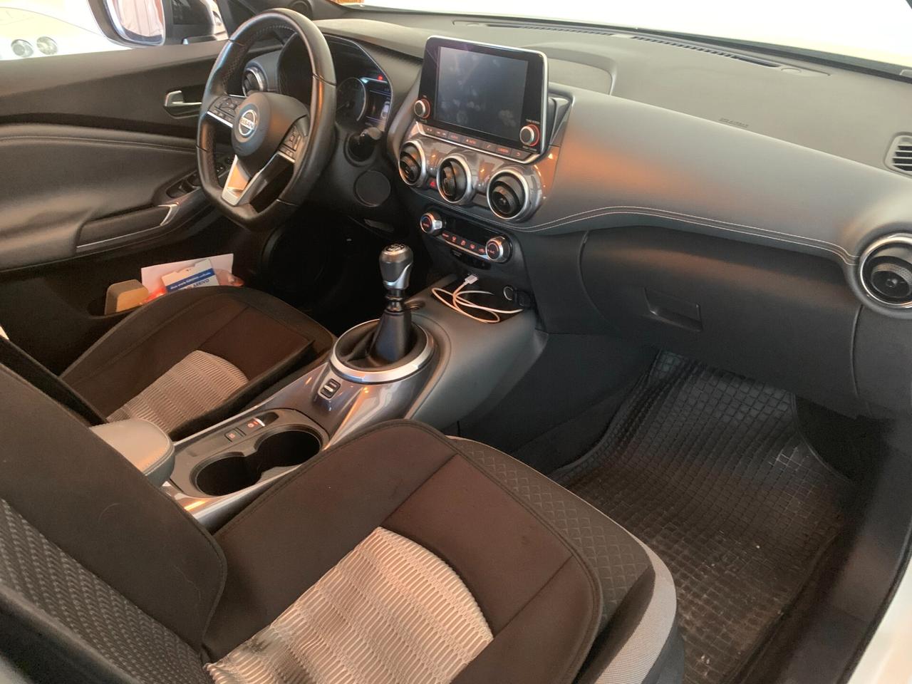 Nissan Juke 1.0 DIG-T 114 CV DCT N-Connecta