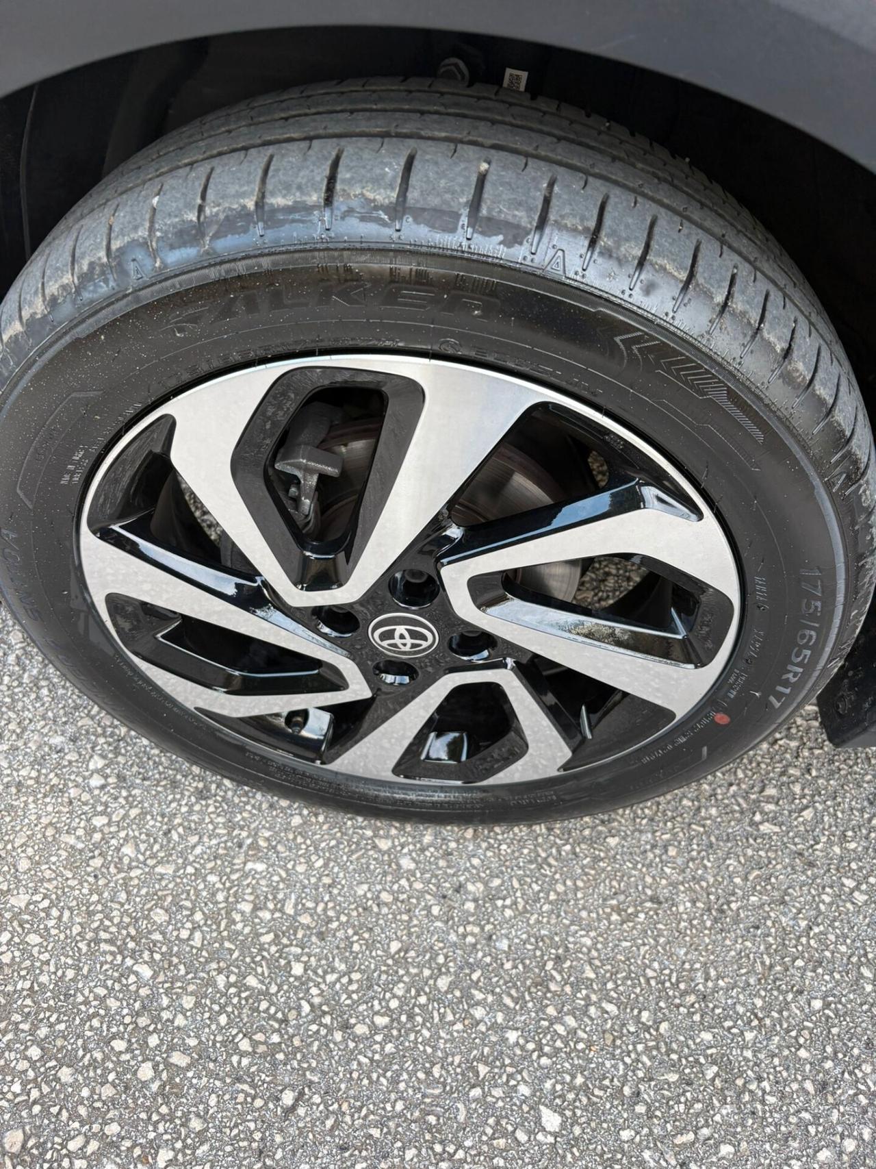 Toyota Aygo X 1.0 VVT-i MT Play