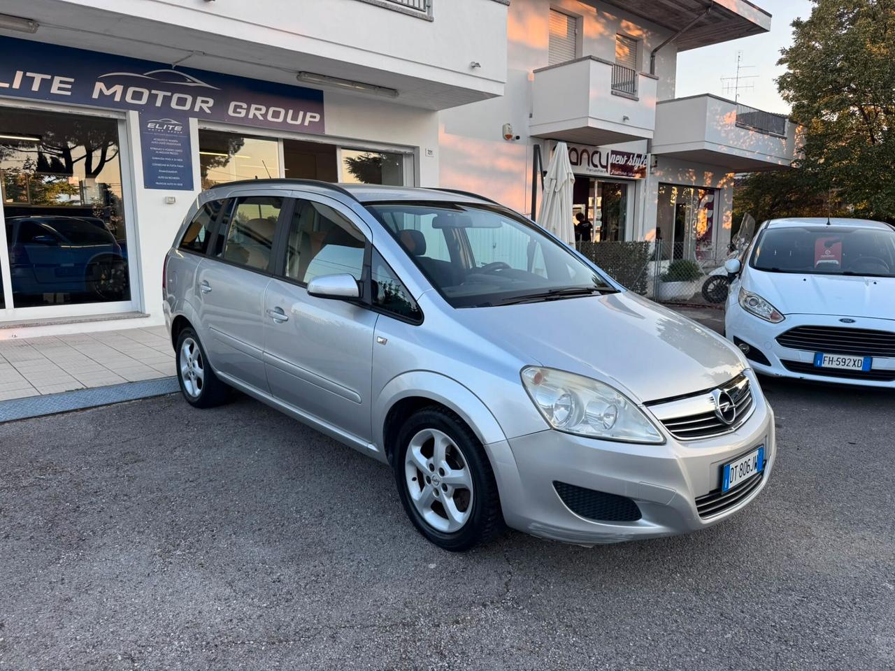 Opel Zafira 1.6 16V ecoM 94CV Cosmo