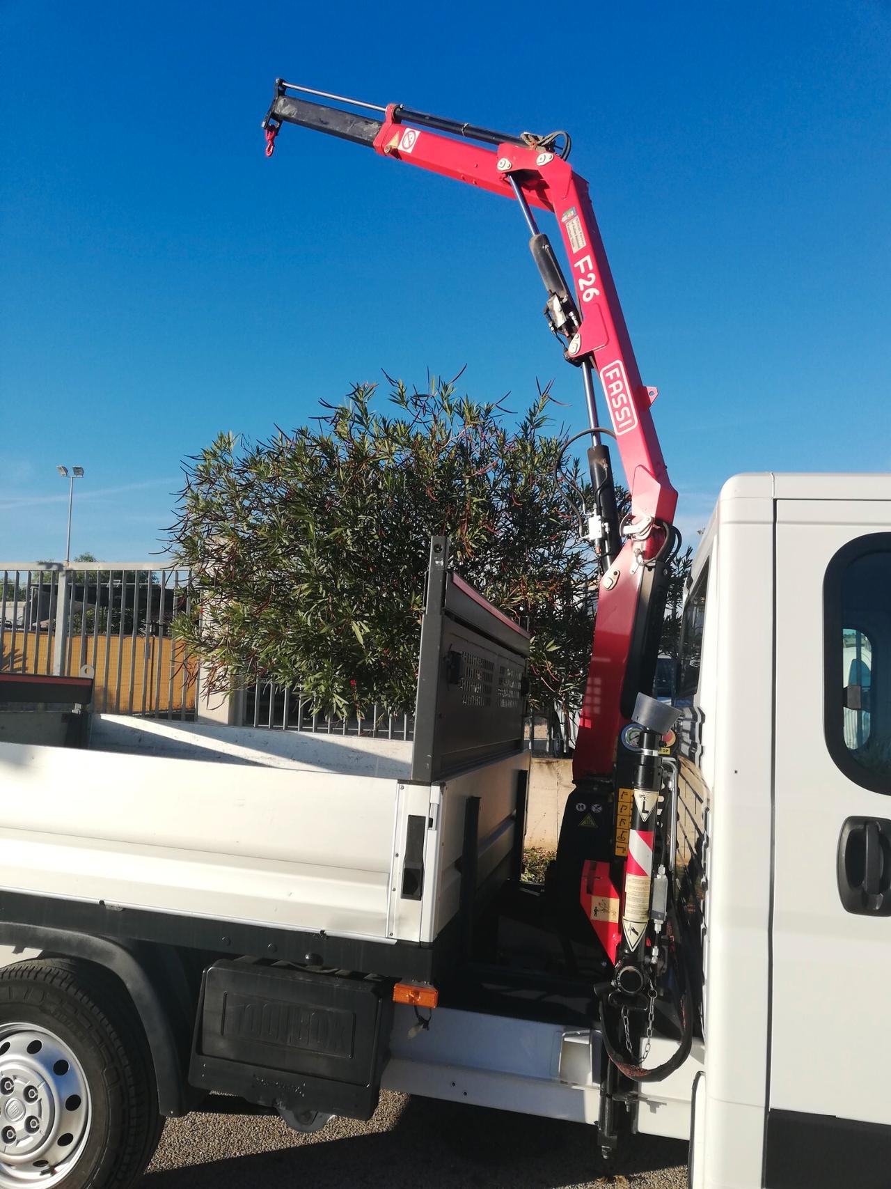 Fiat Ducato con gru mobile