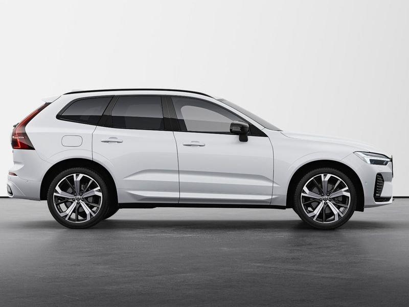 Volvo XC60 T6 253+145 CV AWD Plug-in Hybrid Automatica Recharge Ultimate Dark Pronta Consegna