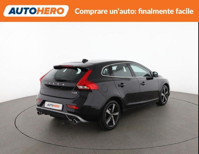 VOLVO V40 D2 R-design