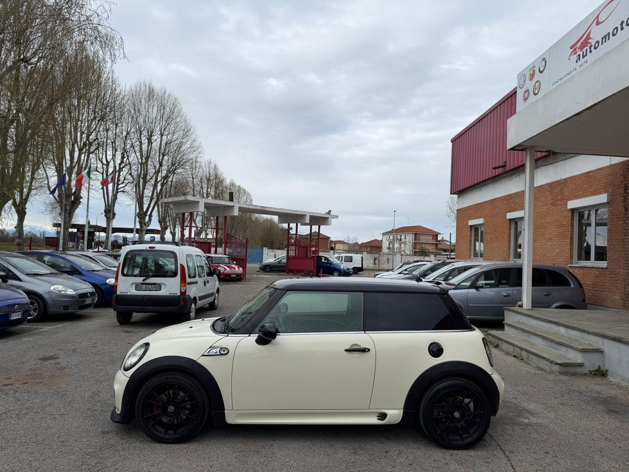 Mini Cooper S Coupe 1.6 John Works Coupé