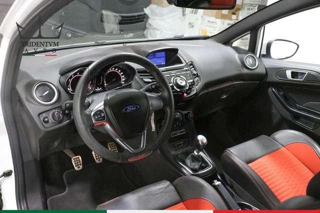 Ford Fiesta 1.6 ST 182cv 3p