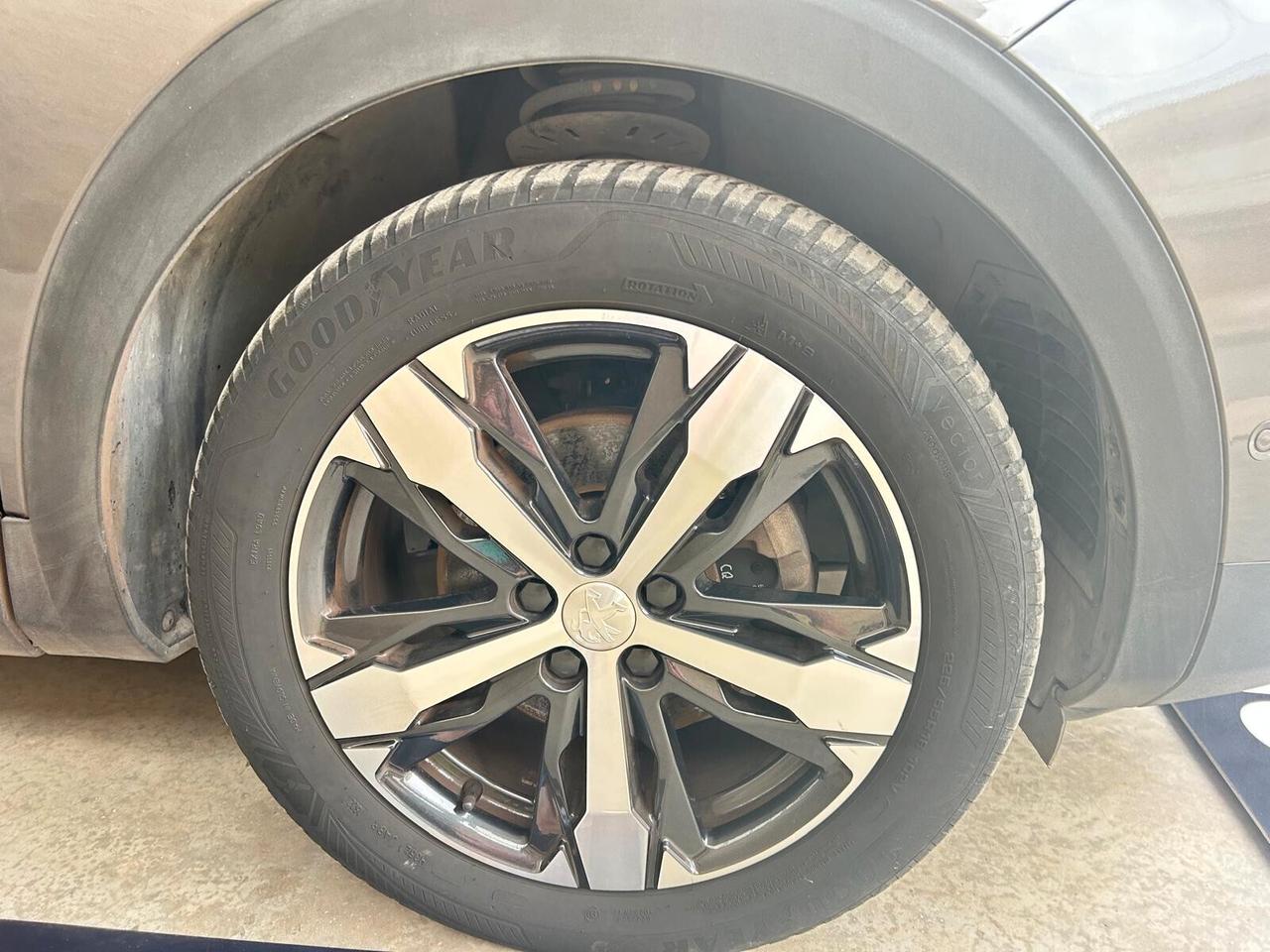 Peugeot 3008 BlueHDi 130 S&S EAT8 Allure Pack