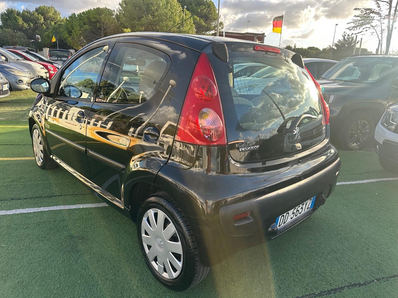 Peugeot 107 1.0 68CV 3p. Desir