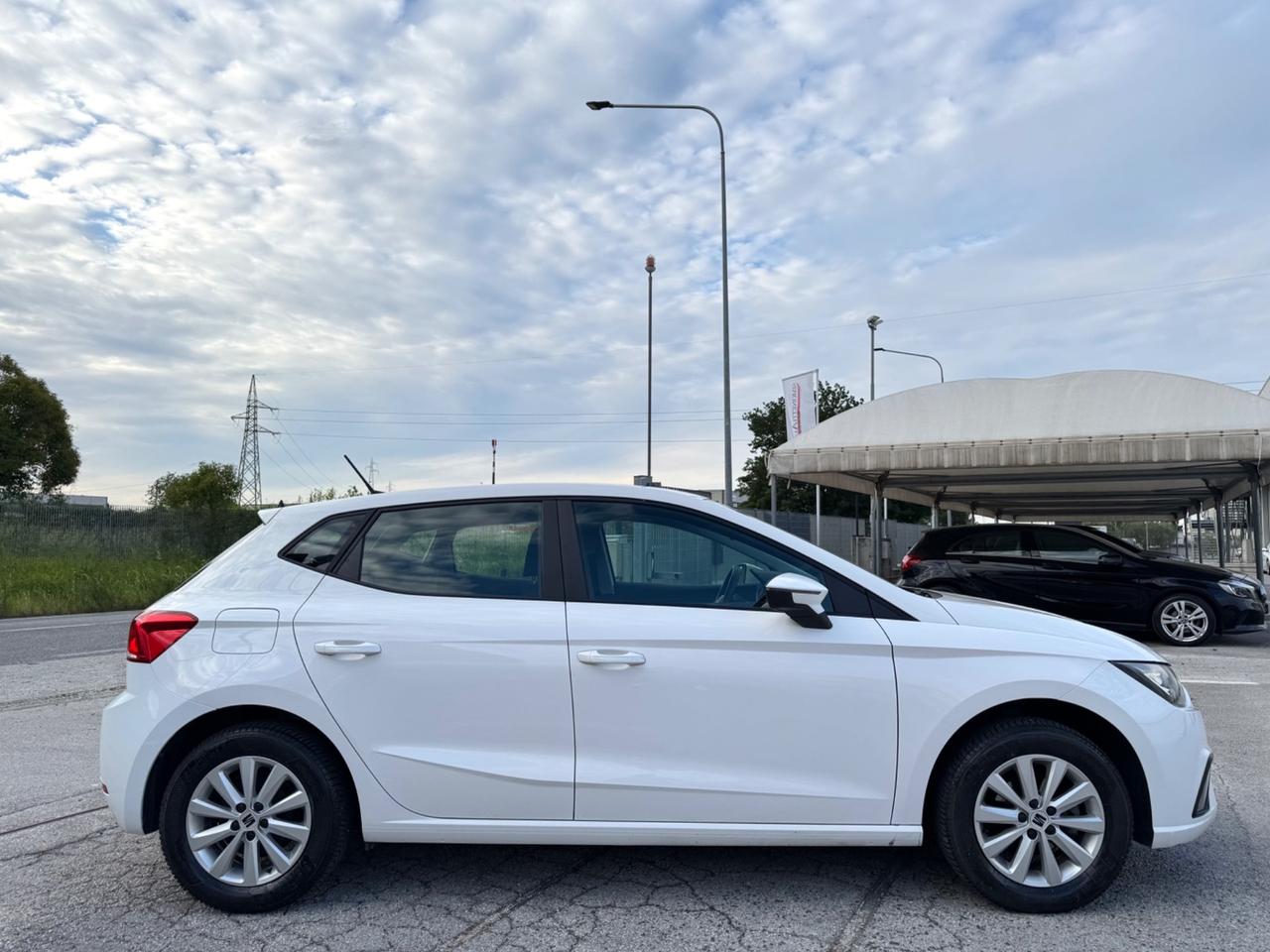 SEAT IBIZA 1.0 TGI Metano Style - Led Carplay