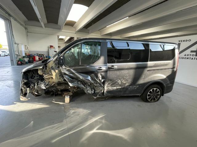 FORD Tourneo Custom 320 2.0 ECOBLUE 170CV AUT. PC SPORT