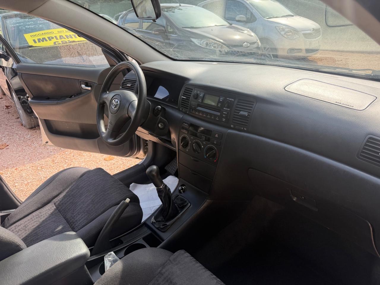 Toyota Corolla 1.4 16V 5 porte