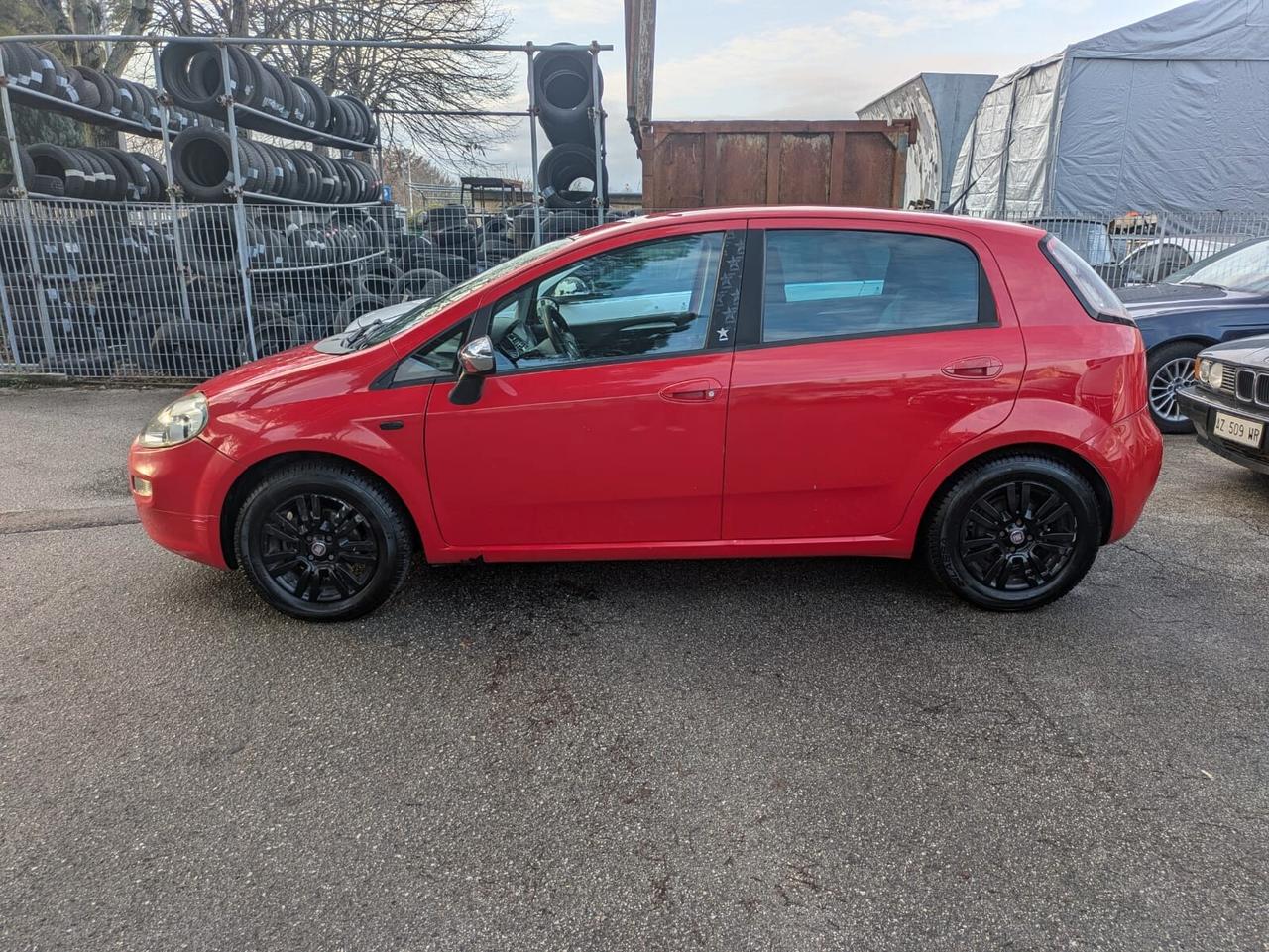 Fiat Punto 1.3 MJT II 75 CV 5 porte Virgin Radio