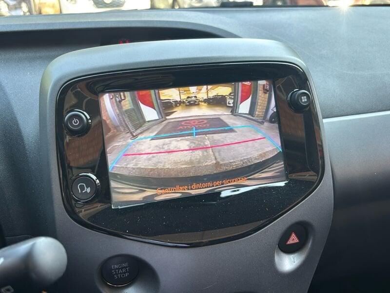 Toyota Aygo 1.0 VVT-i x-clusiv MMT