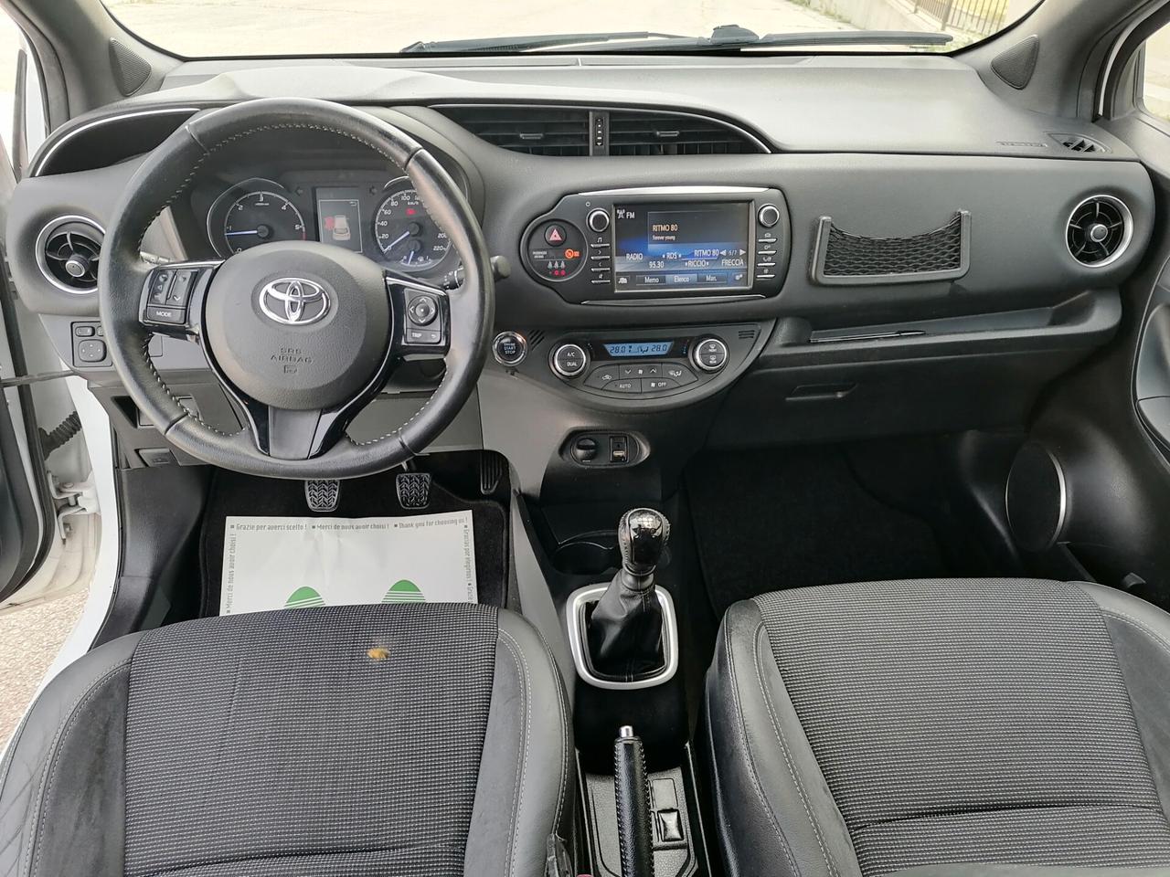 Toyota Yaris 1.4 D-4D 5 porte Lounge FULL 12/2017