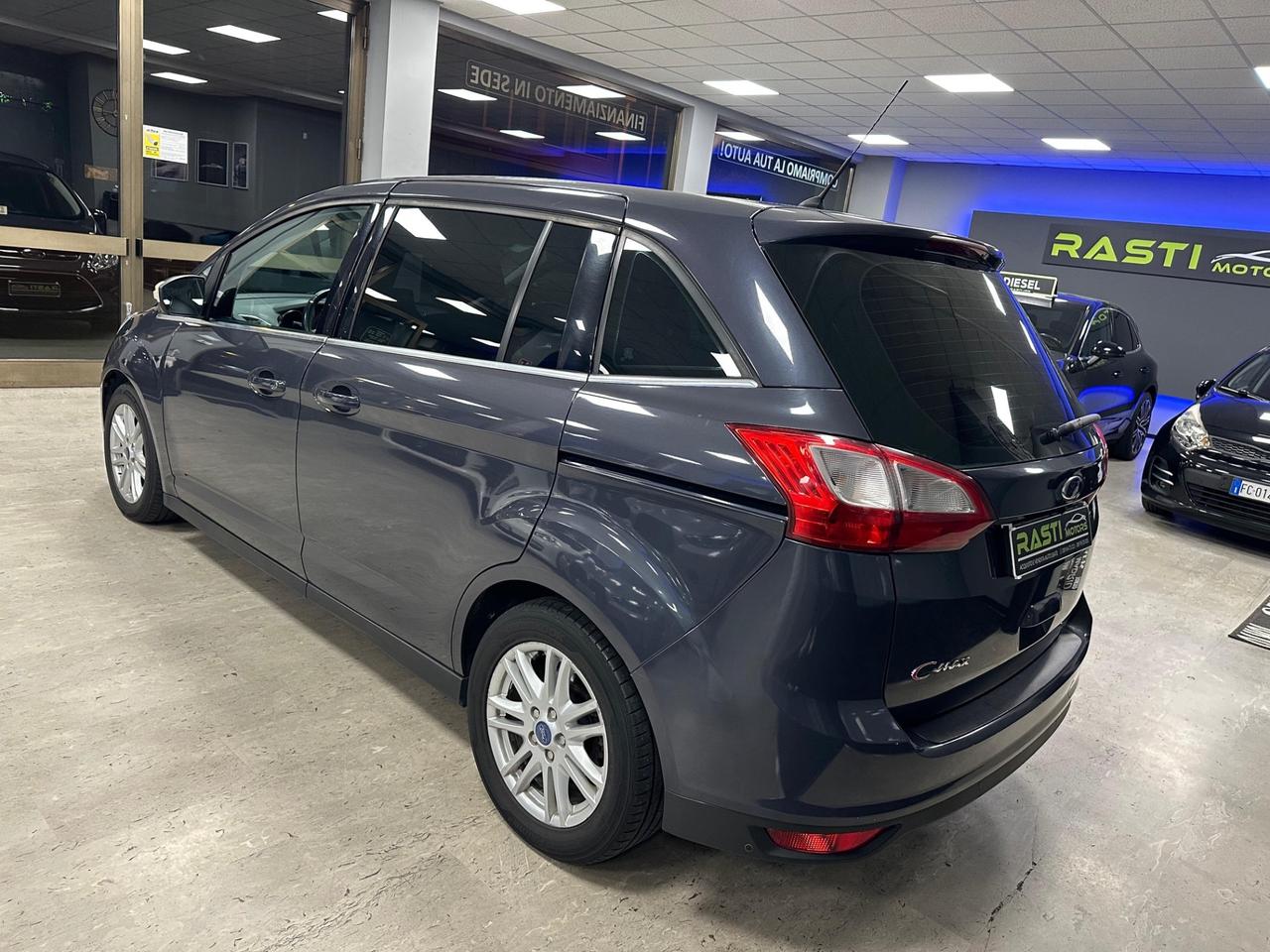 Ford C-Max C-Max7 1.6 TDCi 115CV Titanium 7 posti ok anche per i neopatentati