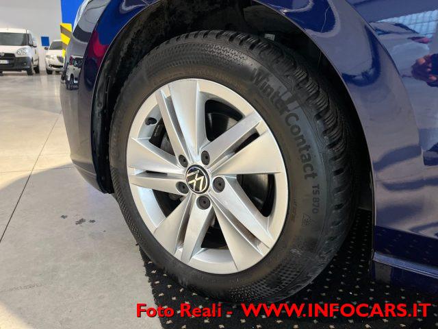 VOLKSWAGEN Golf 1.0 eTSI MHEV EVO DSG Life PROMO !!