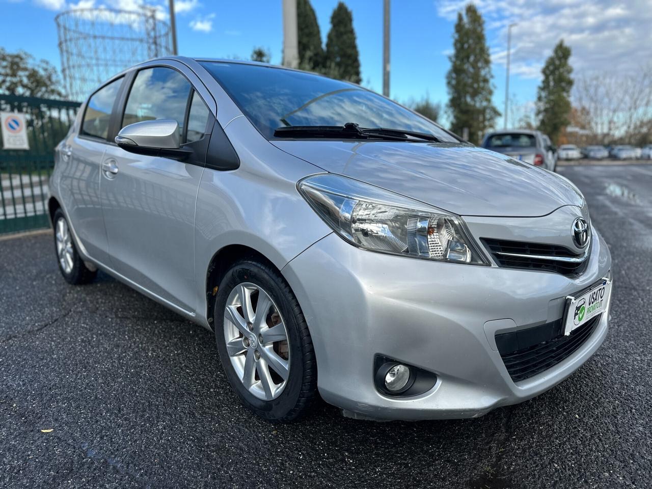 Toyota Yaris 1.4d 90cv PARI AL NUOVO Garanzia