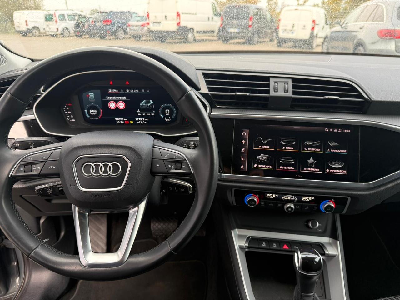 Audi Q3 35 TDI S tronic Business Advanced