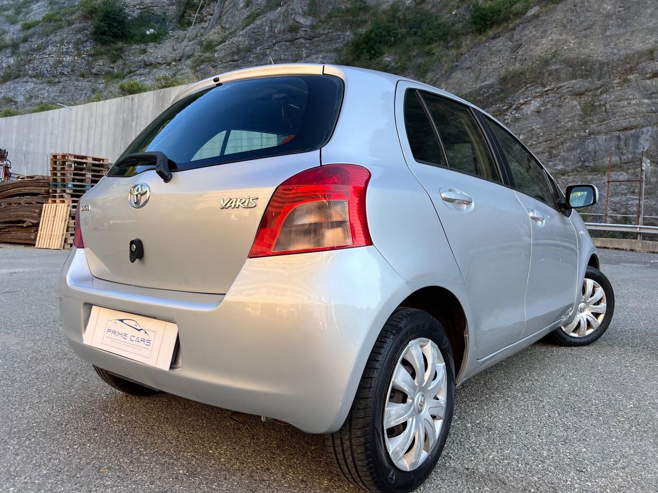 Toyota Yaris 1.3 5 porte Sol
