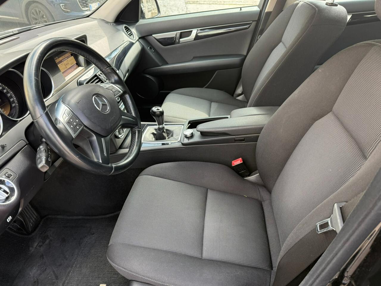 Mercedes-benz C 200 BlueEFFICIENCY Avantgarde