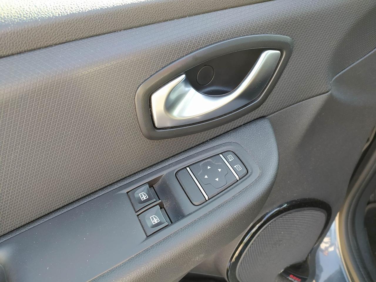 Renault Clio Intens 1.5 ENERGY dCi 90 82gr #10588