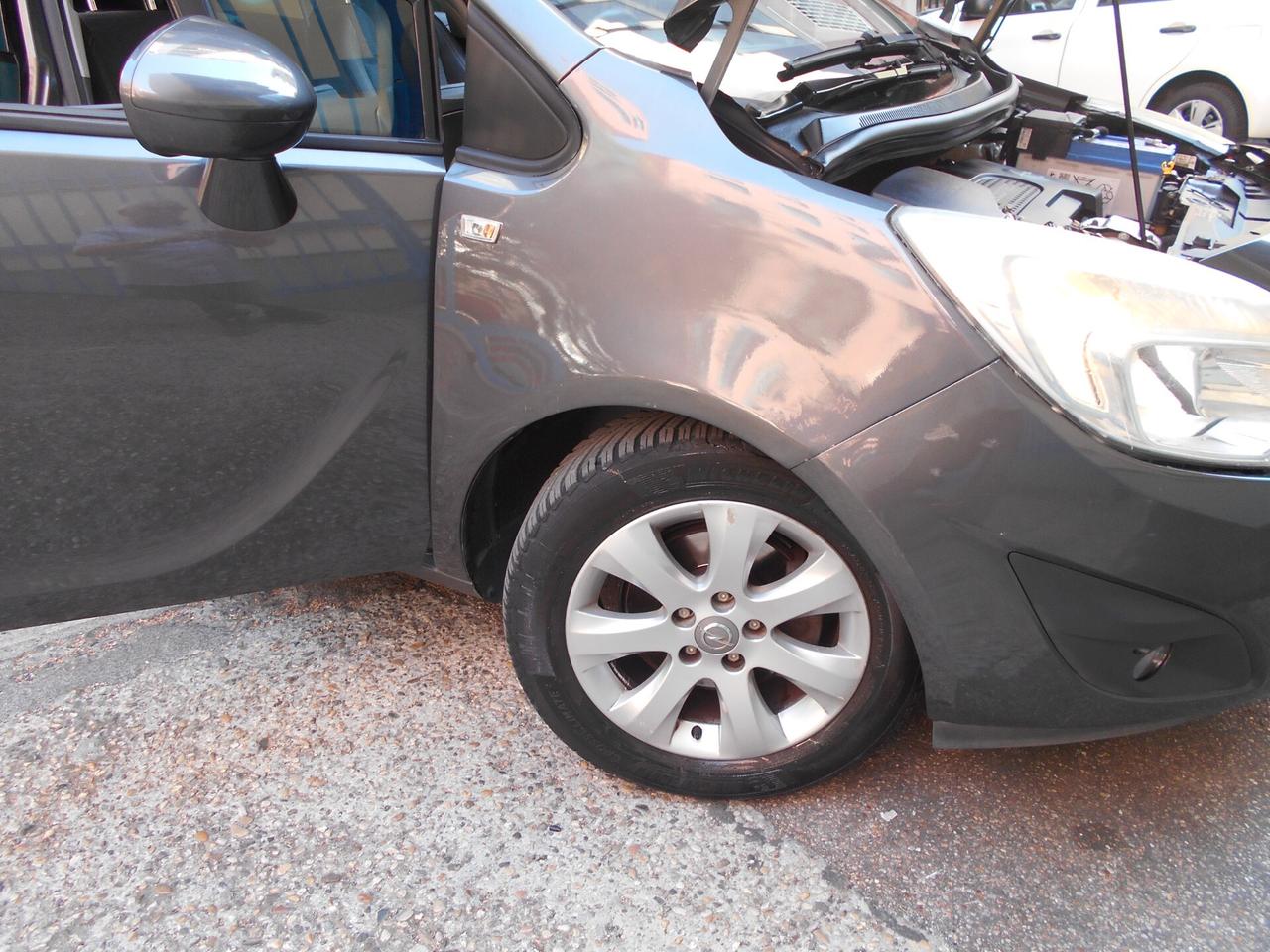 Opel Meriva 1.3 CDTI 95CV ecoFLEX Cosmo
