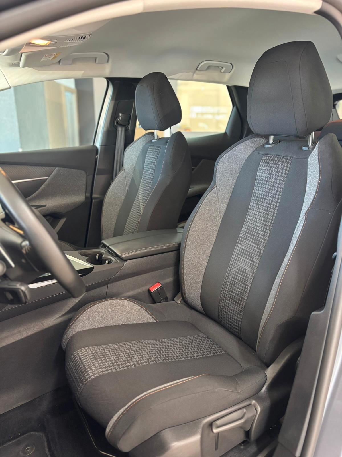 Peugeot 3008 BlueHDi 130 S&S Active Pack