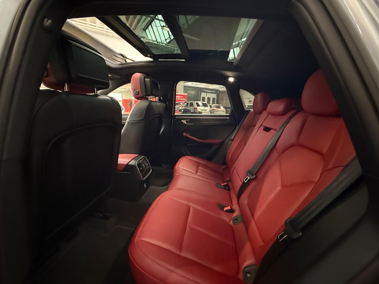 Porsche Macan 2.0 T GARANZIA 12 porsche approved SOLO KM 29.000