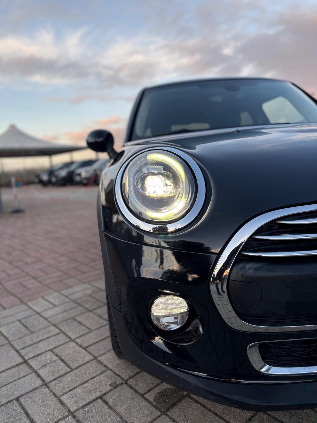 Mini 1.5 Cooper D 5 porte