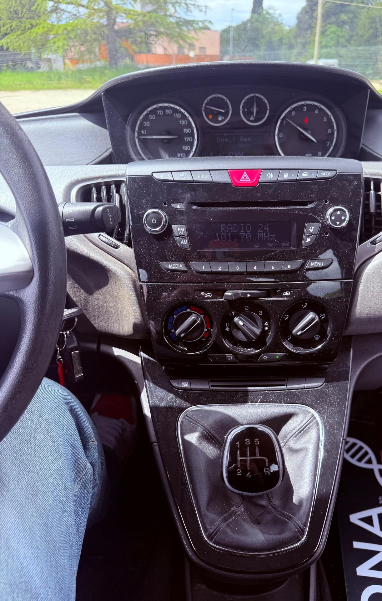 Ypsilon ecochic natural power neopatentati UNIPRO