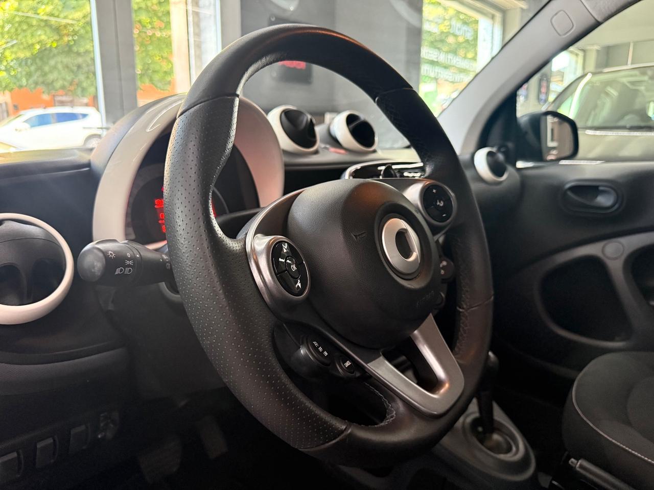 Smart ForTwo 70 1.0 twinamic Passion Pronta consegna