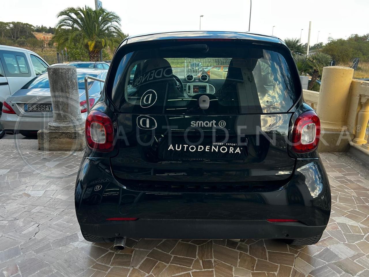Smart ForTwo 70 1.0 twinamic Passion#AUTO#LED#NAVI#TETTO