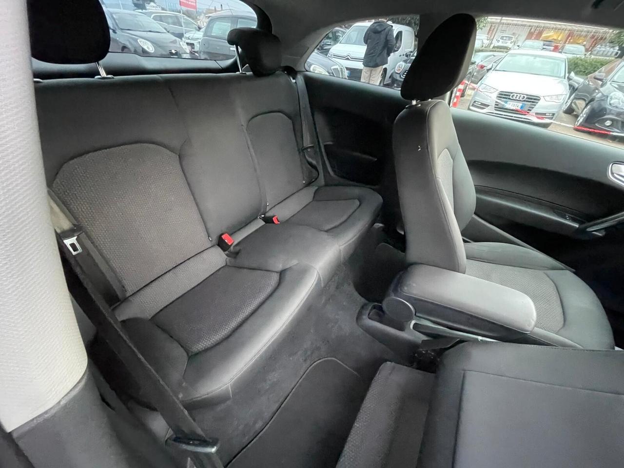 Audi A1 1.2 TFSI 86 cv S line