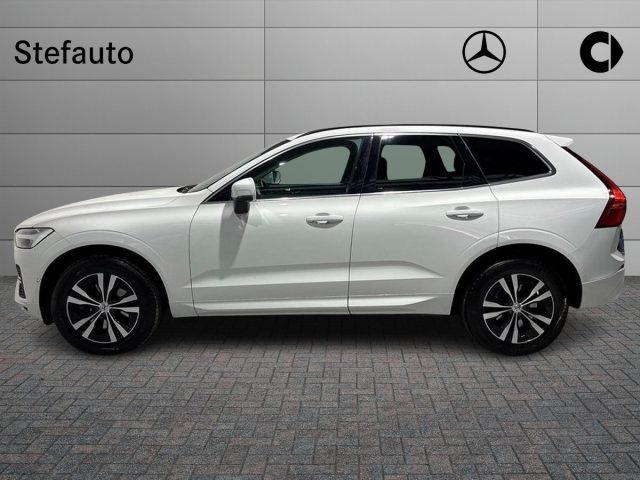 VOLVO XC60 B4 (d) Geartronic Momentum Pro