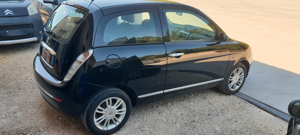 Lancia Ypsilon 1.3 MJT 90 CV
